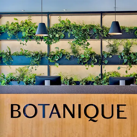 Botanique 4*